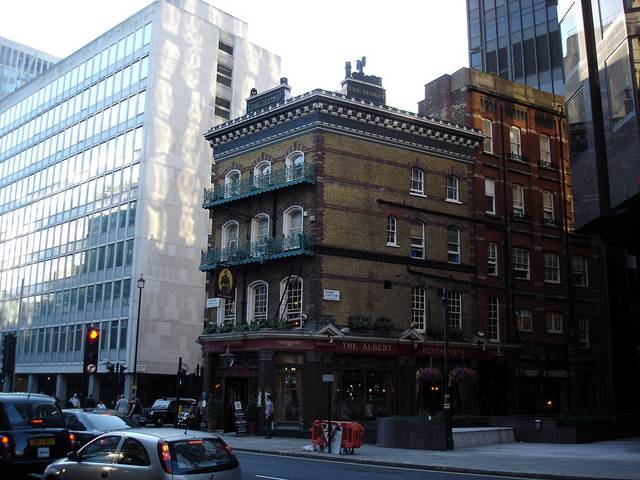 The Albert Restaurant, Victoria Street